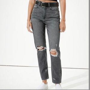 American Eagle Mom Jeans!